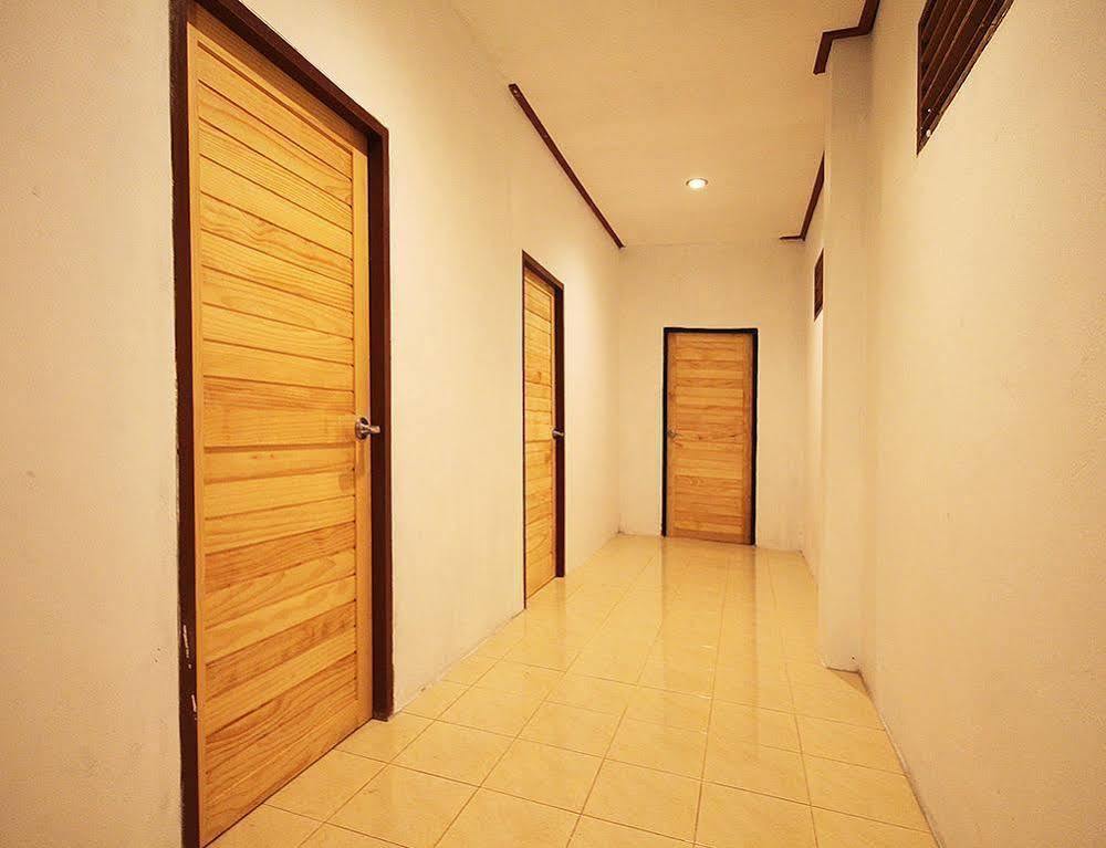 Indy Home Guesthouse كو بانغان المظهر الخارجي الصورة